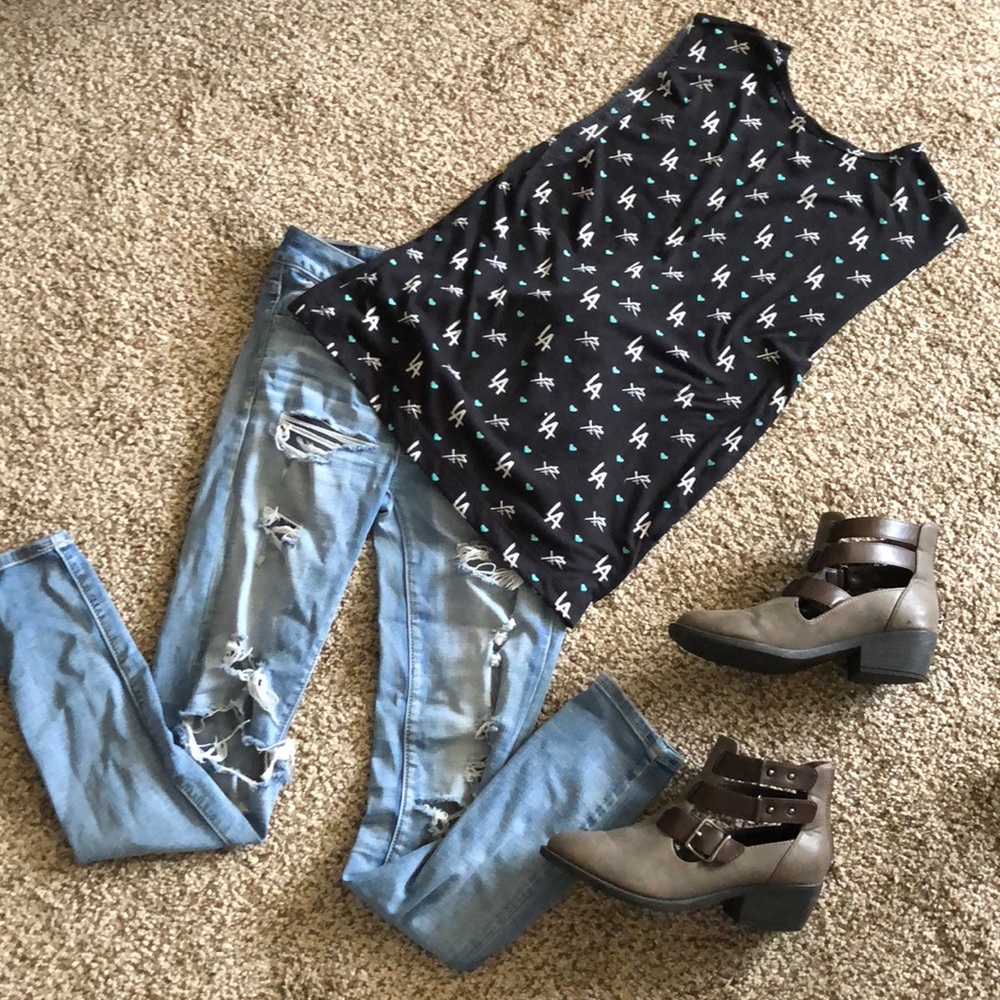 LA HEARTS turquoise and black tank
